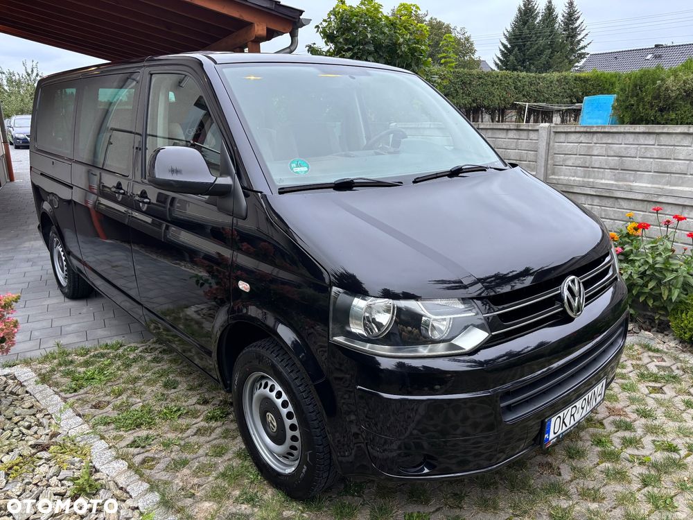 Volkswagen Caravelle - 2