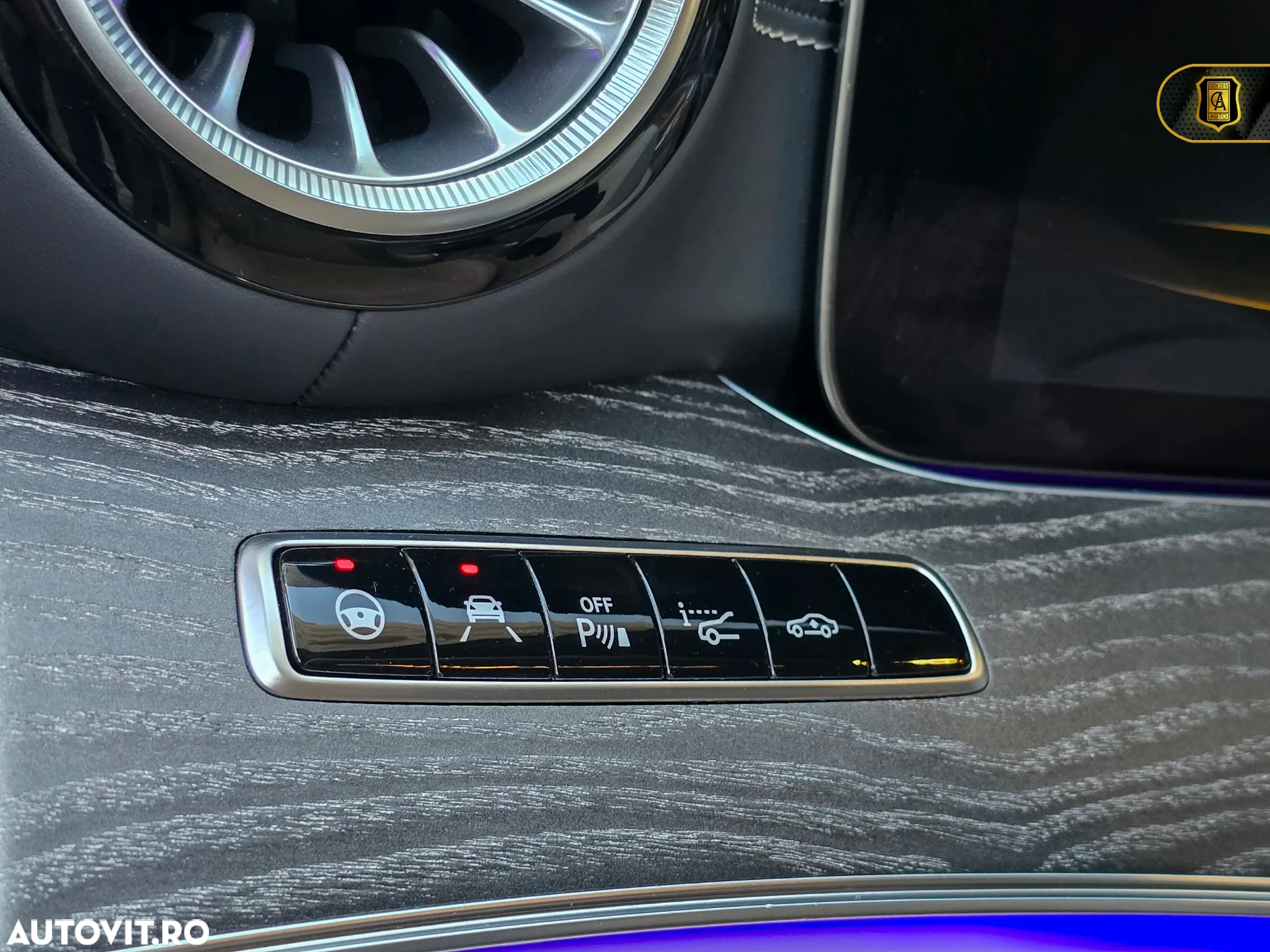 Mercedes-Benz AMG GT 53 4MATIC+ - 26