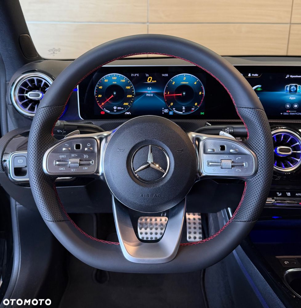 Mercedes-Benz Klasa A 180 d AMG Line 7G-DCT - 12