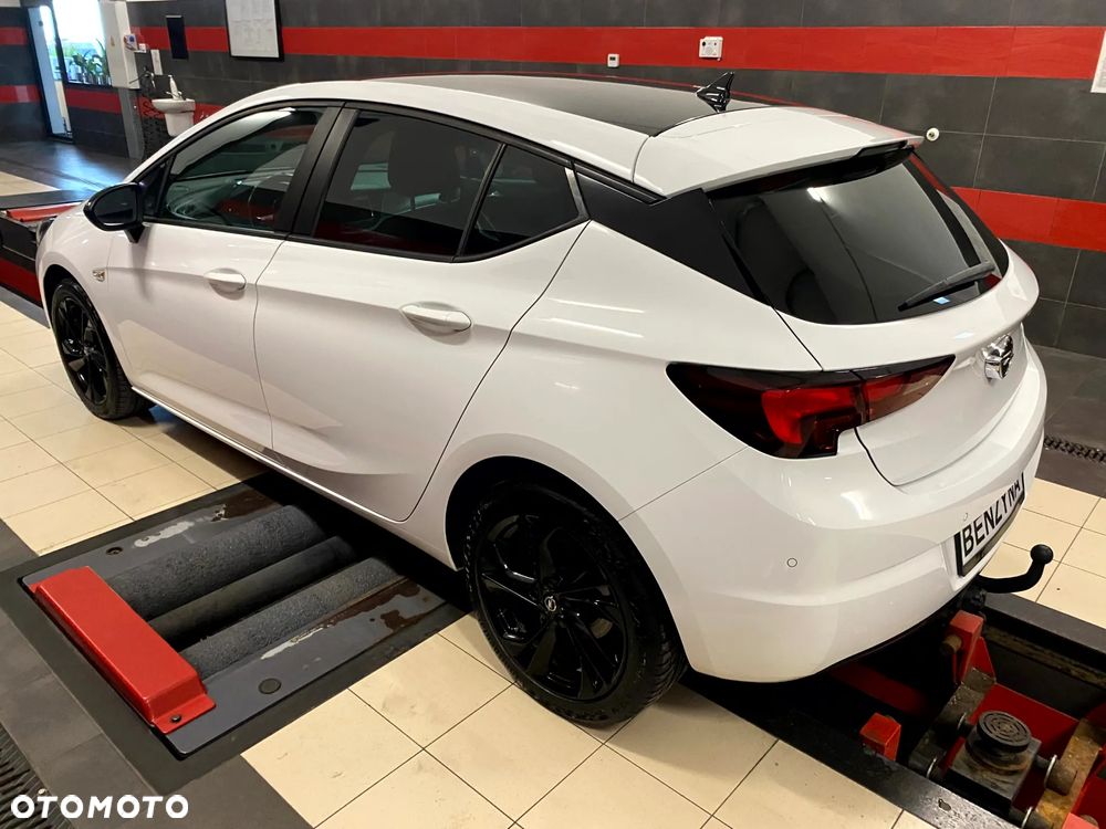 Opel Astra 1.4 T Elite - 8