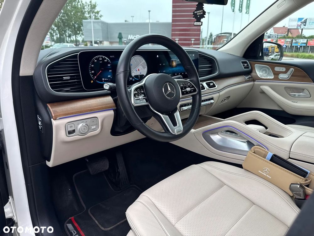 Mercedes-Benz GLE - 27