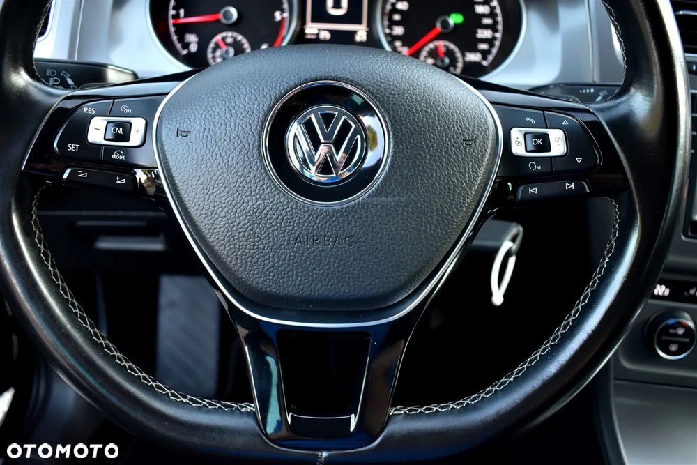 Volkswagen Golf 1.6 TDI BlueMotion Technology DSG Lounge - 30