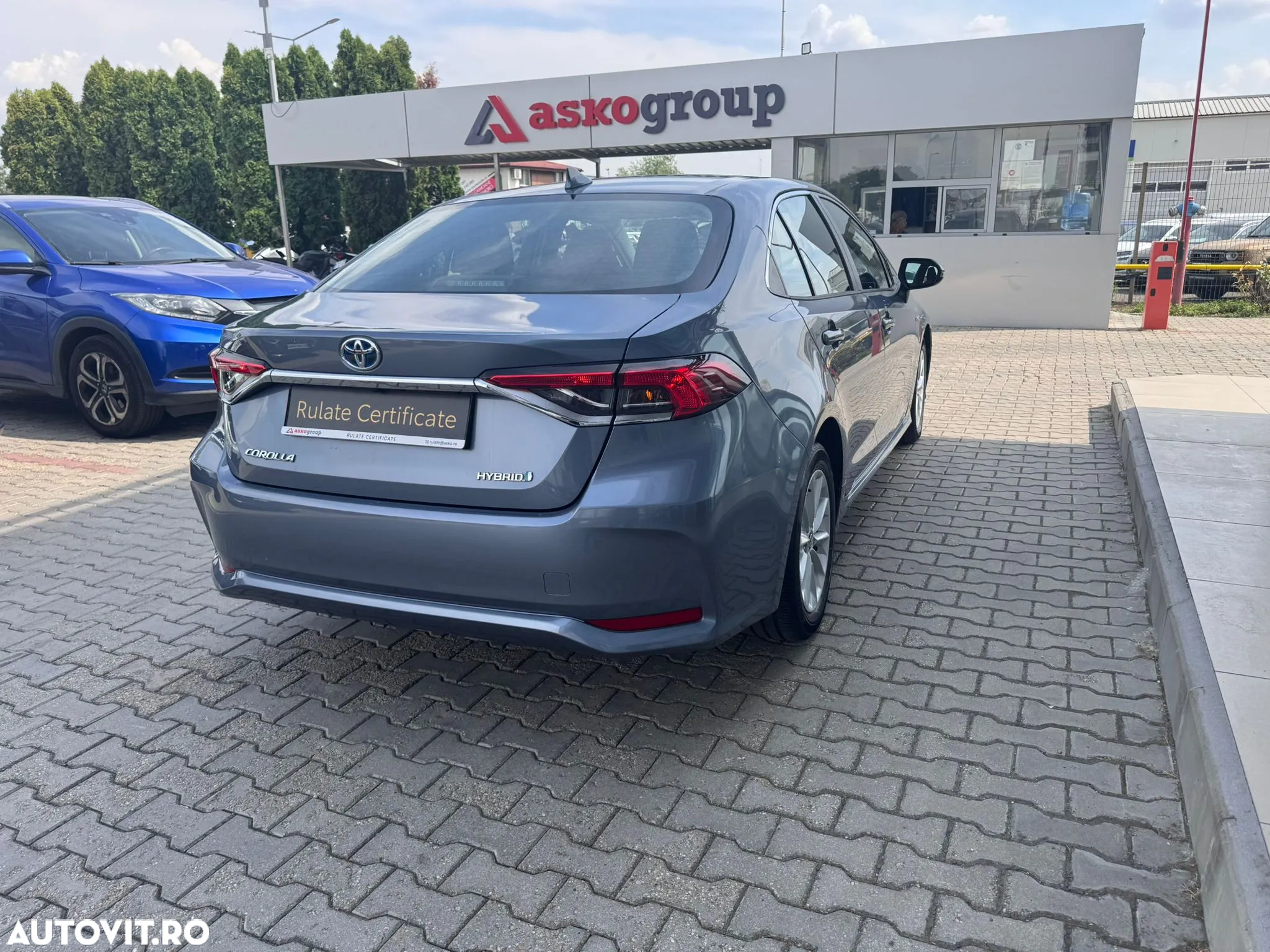 Toyota Corolla 1.8 HSD Business - 8