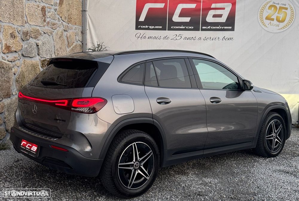 Mercedes-Benz EQA - 8