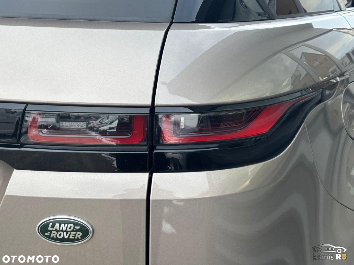 Land Rover Range Rover Evoque - 11