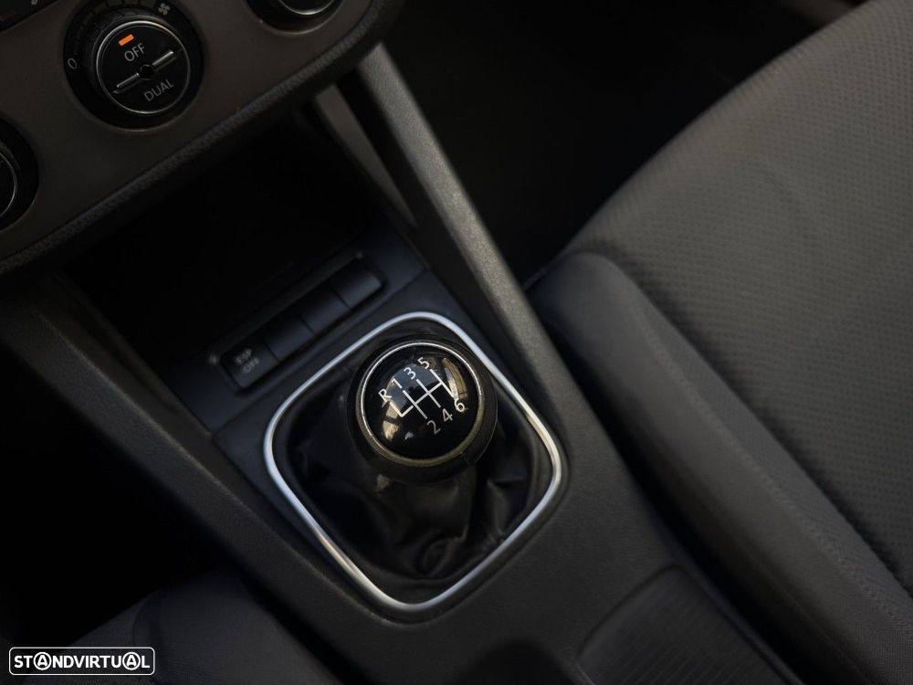 VW Golf 1.9 TDi BlueM. Confortline - 35