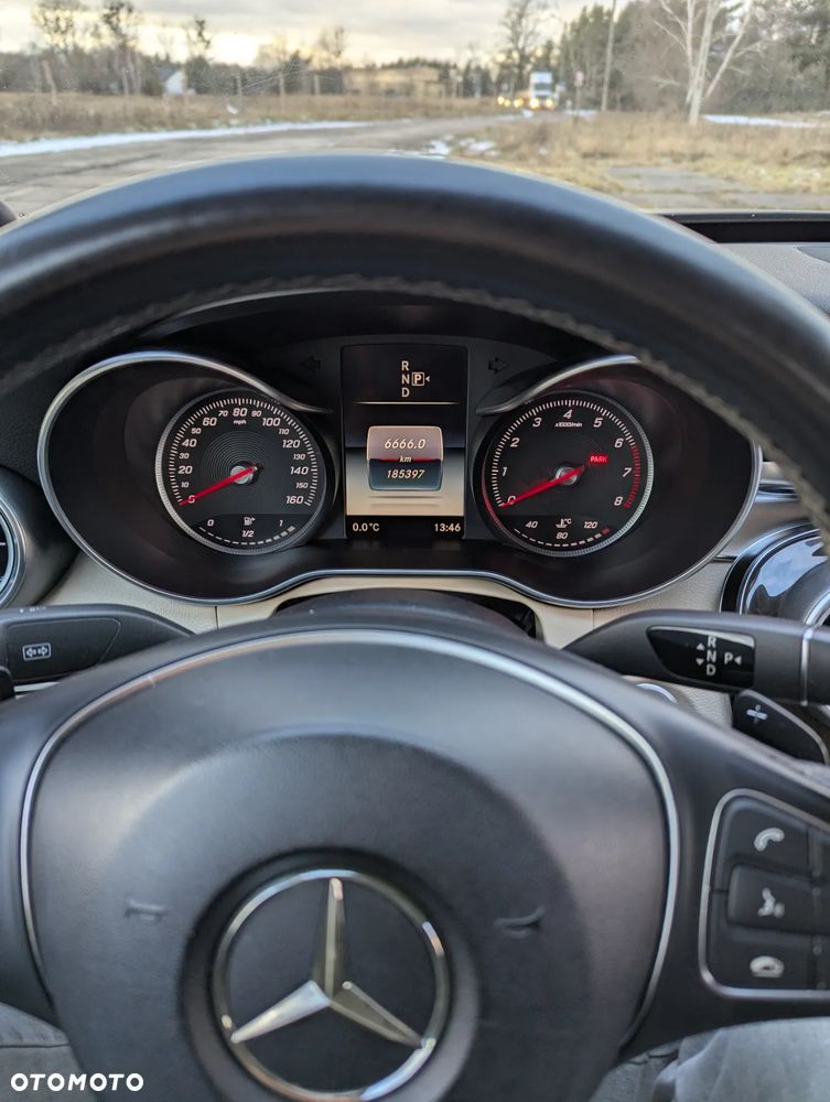 Mercedes-Benz Klasa C 300 7G-TRONIC - 19