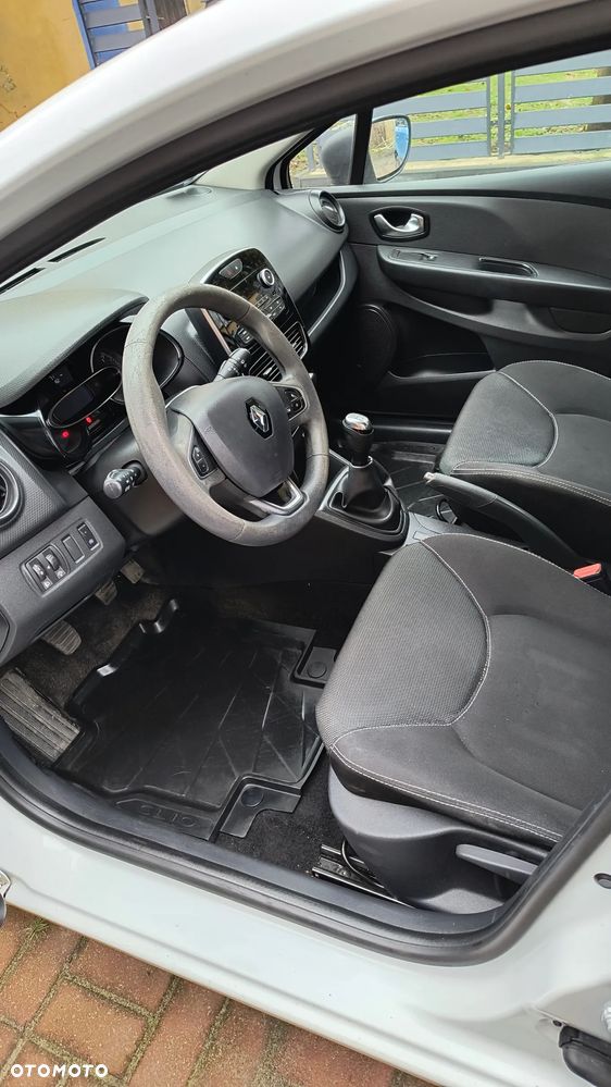 Renault Clio 1.5 dCi Energy Alize EU6 - 13