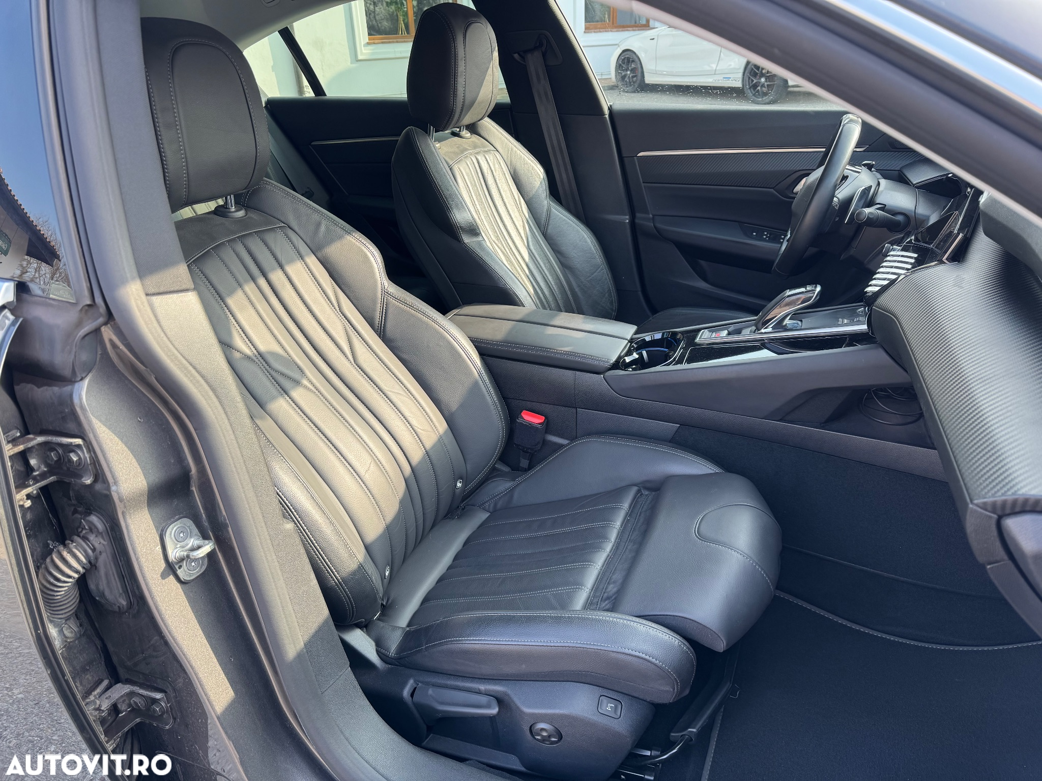 Peugeot 508 BlueHDi 130 EAT8 Allure - 23