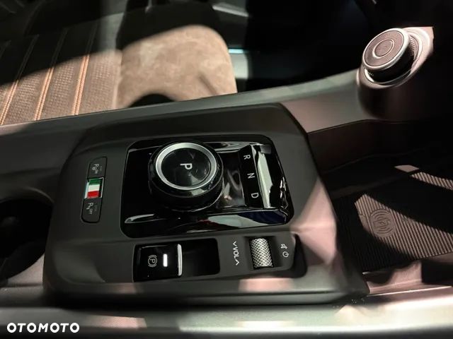 Alfa Romeo Tonale - 11