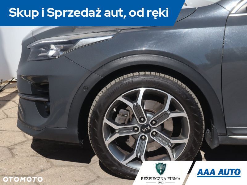 Kia XCeed - 15