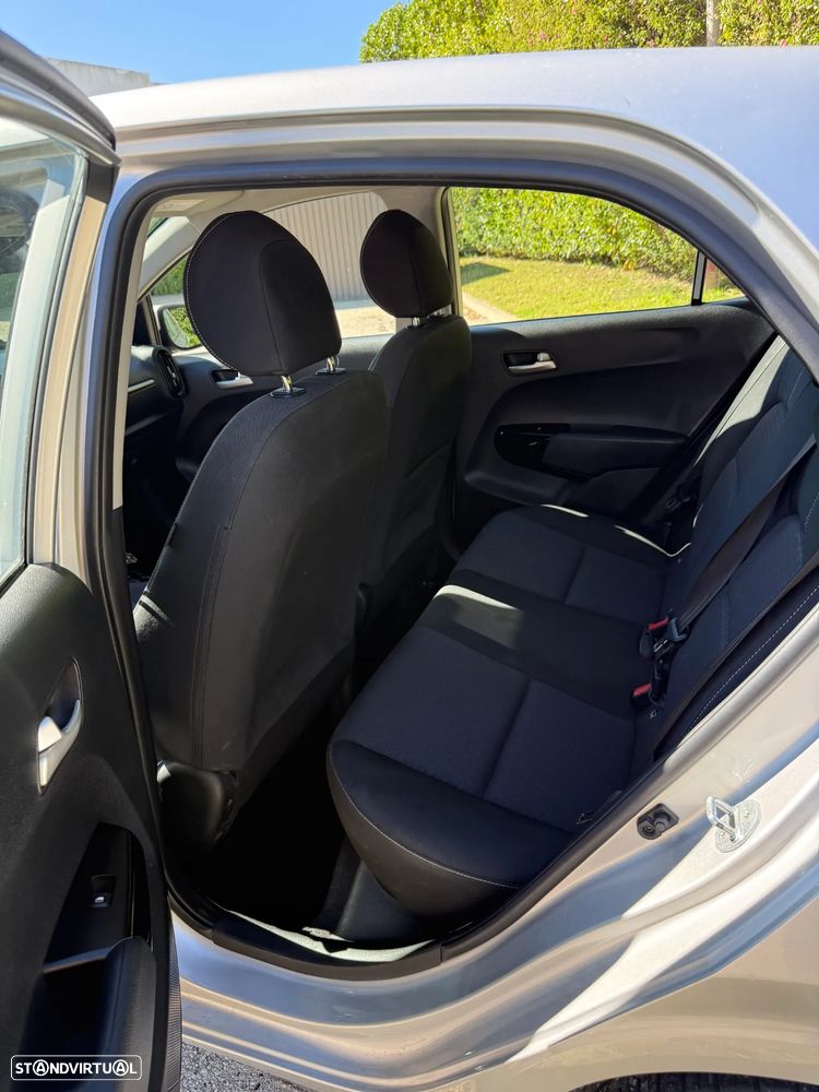 Kia Picanto 1.0 CVVT X-Line 4AT - 14
