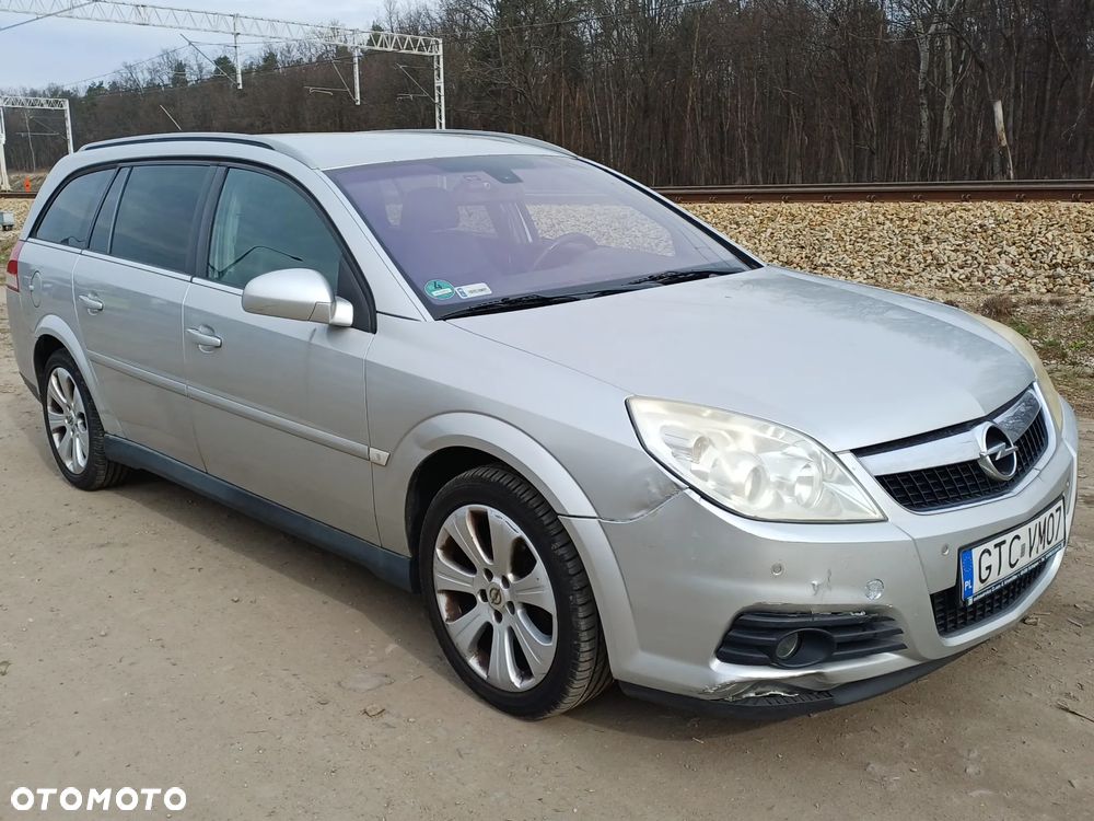 Opel Vectra 1.9 CDTI DPF Cosmo - 2