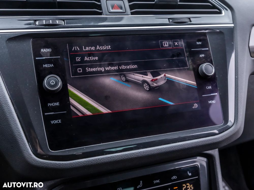 Volkswagen Tiguan 2.0 TSI OPF DSG 4Motion Elegance - 29