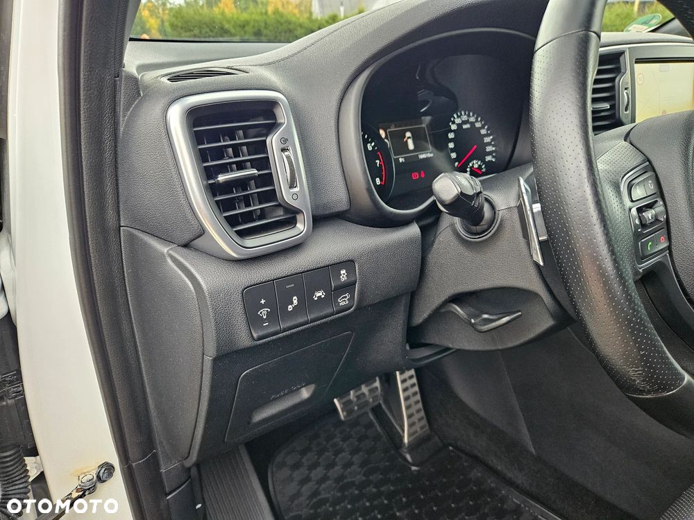 Kia Sportage 1.6 T-GDI AWD GT Line - 14