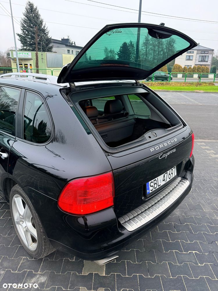 Porsche Cayenne - 6