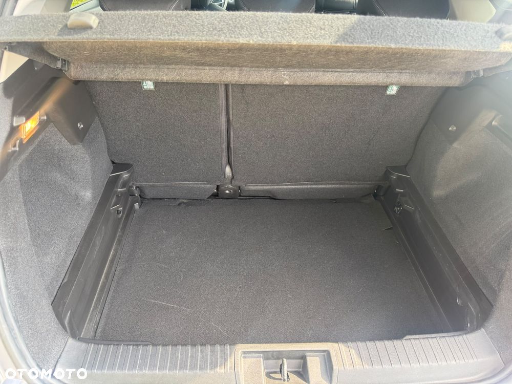 Renault Captur - 23