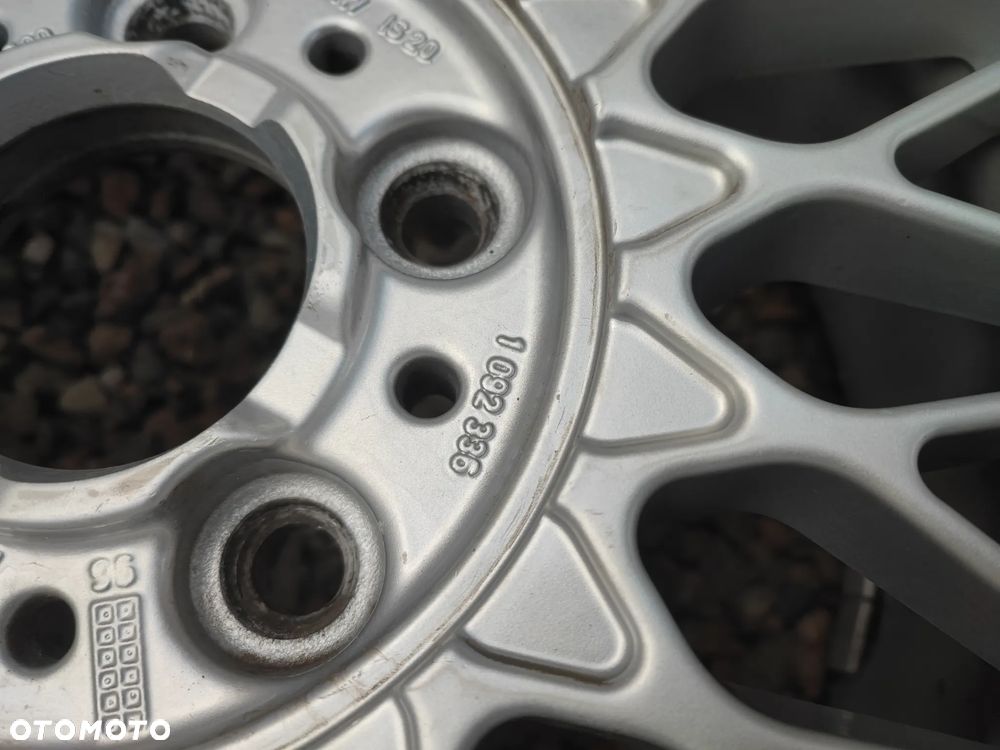 BMW  E39 / E46 / E38 / E36 / E34 / E32 / E60 / ITP. ORYGINALNY KOMPLET FELG STYLING 5 ( 4 SZTUKI + 1 ZAPASÓWKA ) + DEKIELKI W ROZMIARZE 16 CALI 7J ET20 O NR. 36 11 1 092 336 OEM W DOBRYM STANIE + OPONY GRATIS POD PROJEKT / M5 / RARYTAS - 18