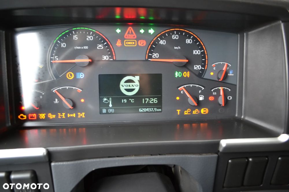 Volvo FM 410 6x2 RAMA BDF dł. 7,8 m TRZECIA OŚ SKRĘTNA KLIMATYZACJA - 15