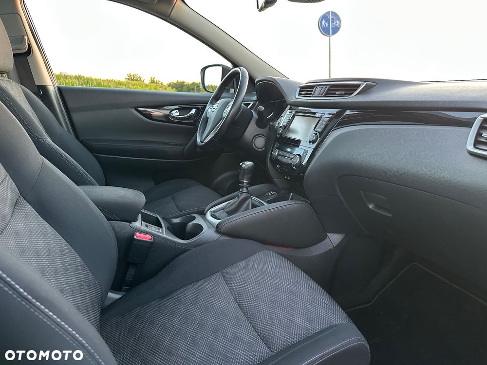 Nissan Qashqai 1.6 DIG-T Tekna - 8