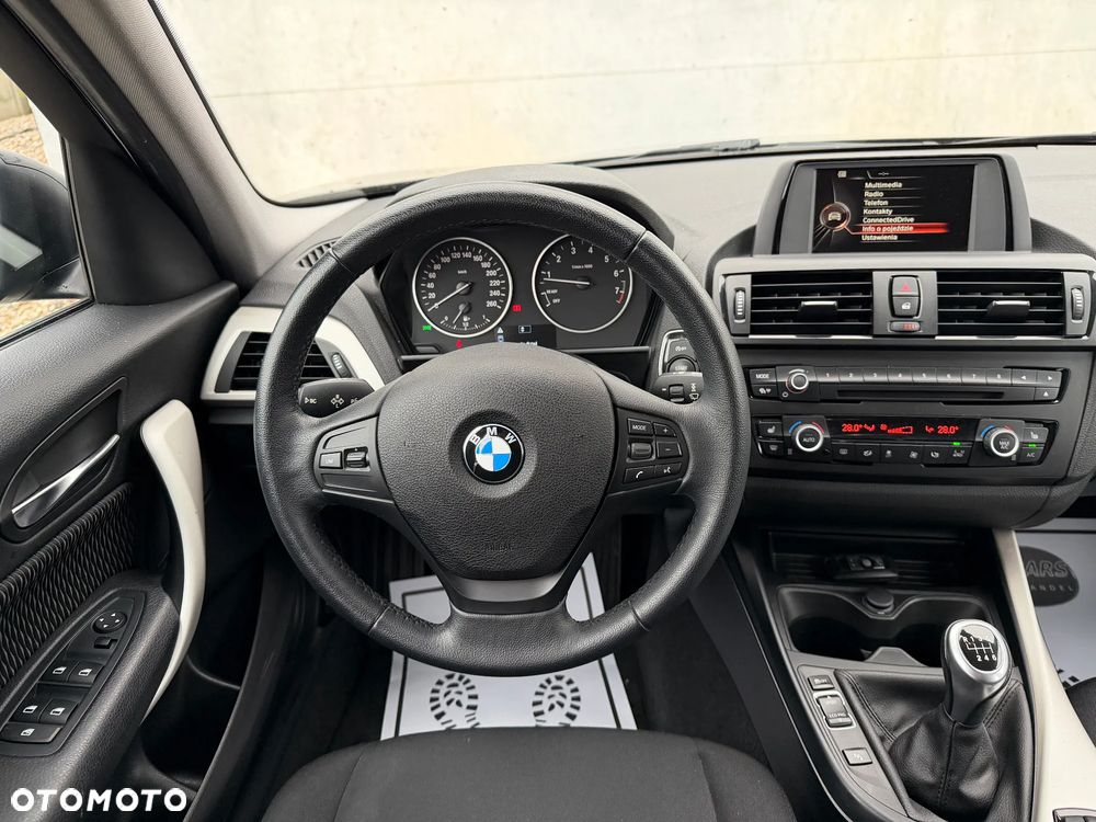 BMW Seria 1 114i Sport Line - 11