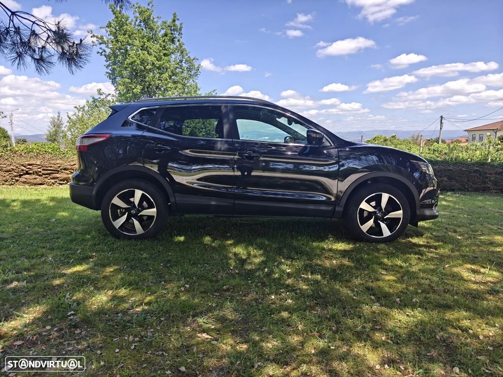Nissan Qashqai 1.5 dCi N-Connecta 18 - 2
