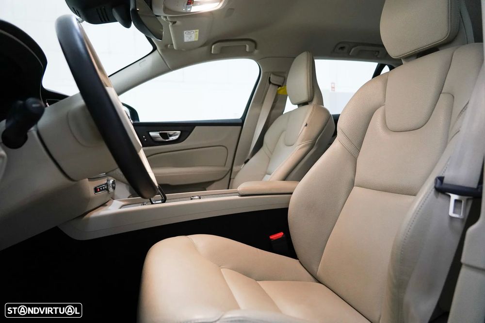 Volvo V60 Cross Country 2.0 B4 Geartronic - 7