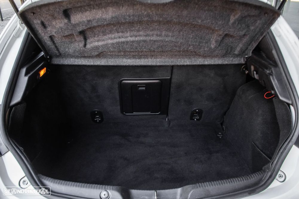 Alfa Romeo Giulietta 1.6 JTDM Distinctive - 23