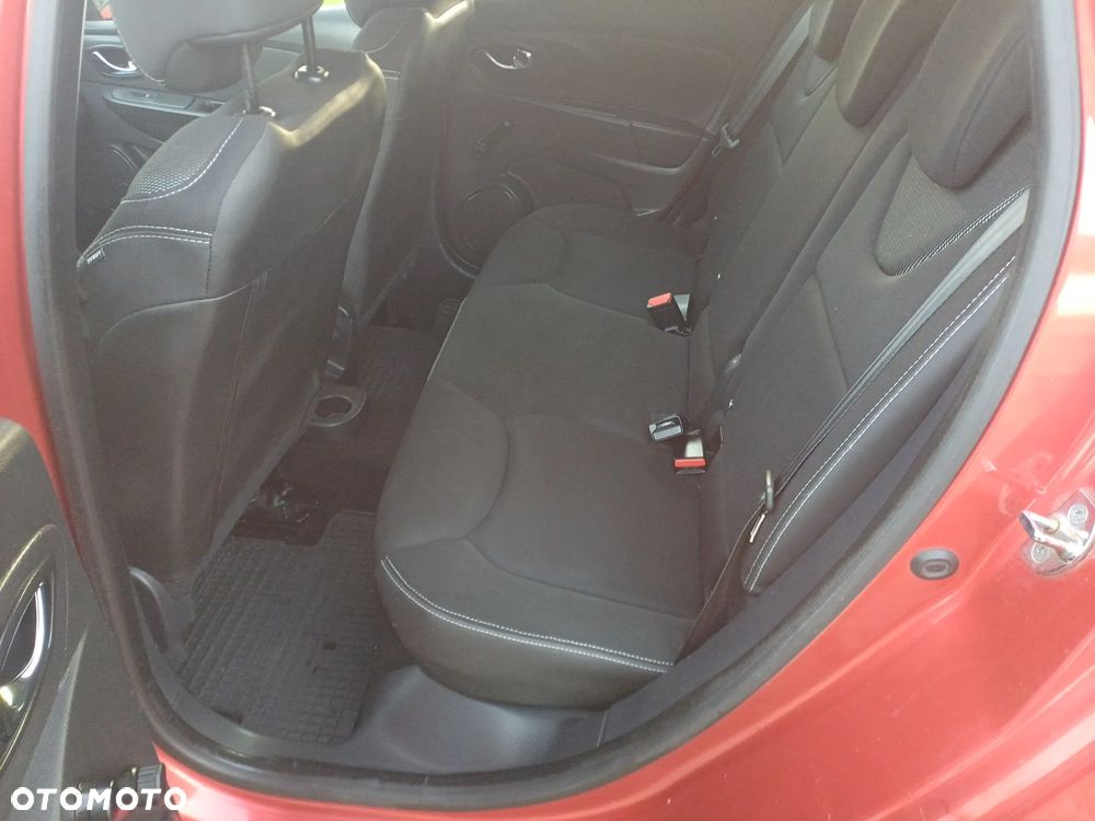 Renault Clio TCe 90 Luxe - 12