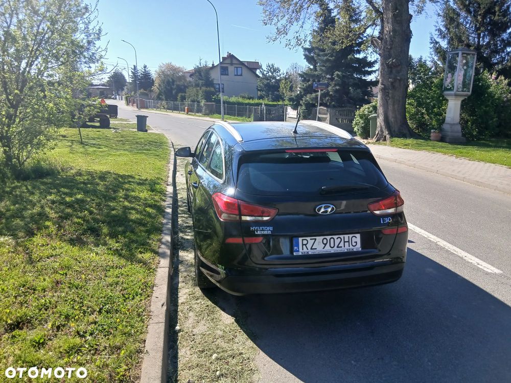 Hyundai i30 1.0 T-GDI Classic + - 12
