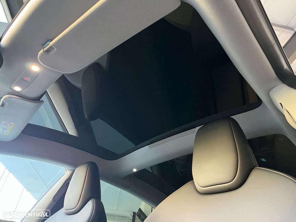 Tesla Model 3 Tração Traseira - 34