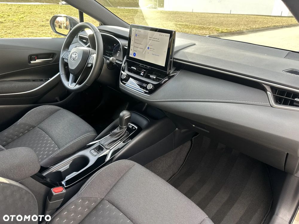 Toyota Corolla 1.8 Hybrid Comfort - 22