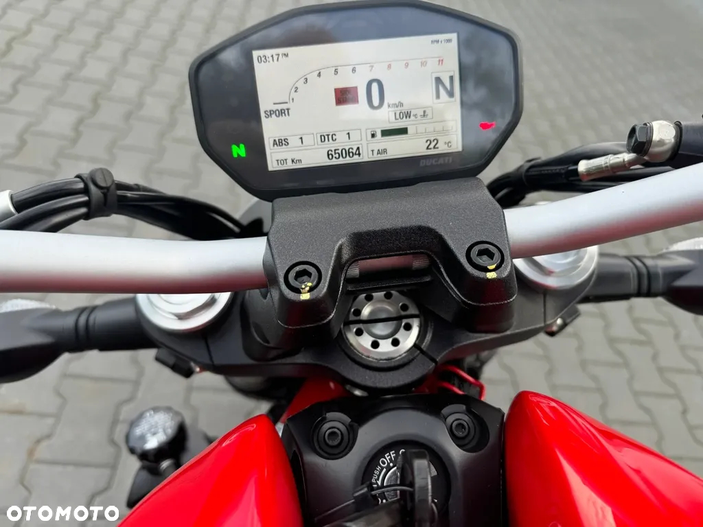 Ducati Monster - 21