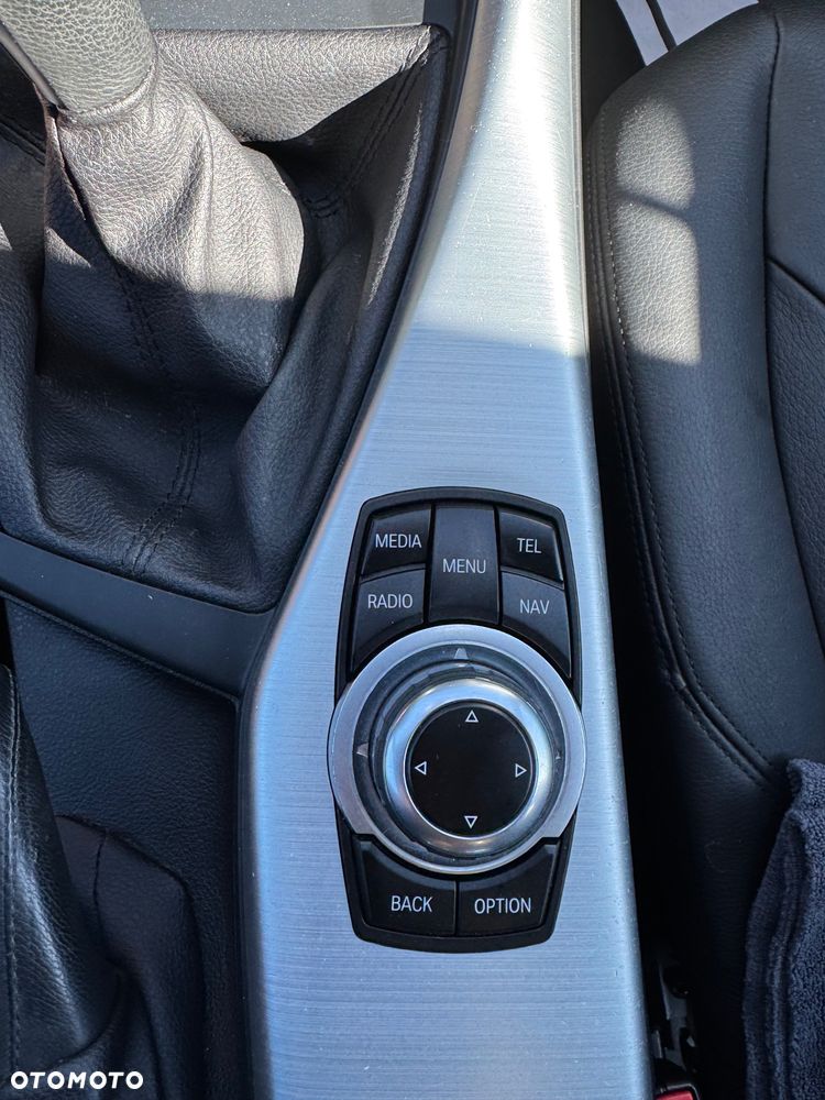 BMW Seria 1 118i - 17