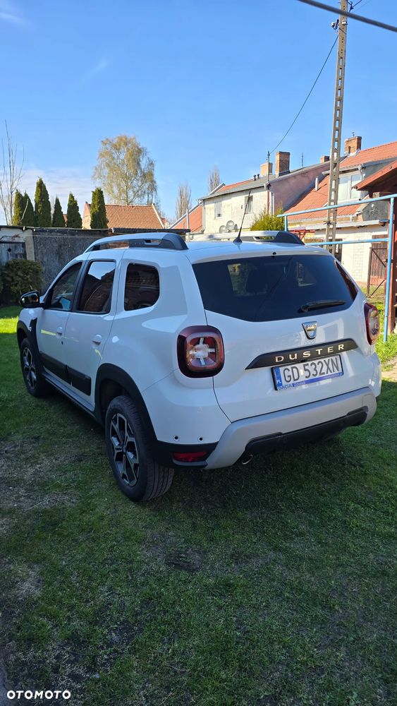 Dacia Duster 1.0 TCe SL Celebration - 3