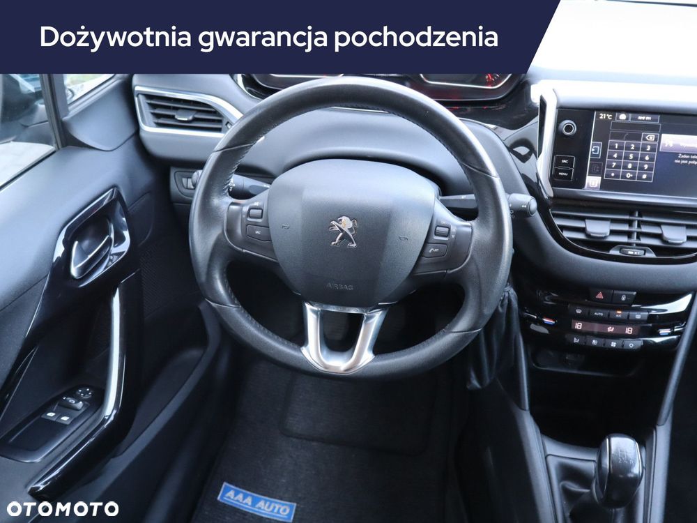 Peugeot 208 - 9