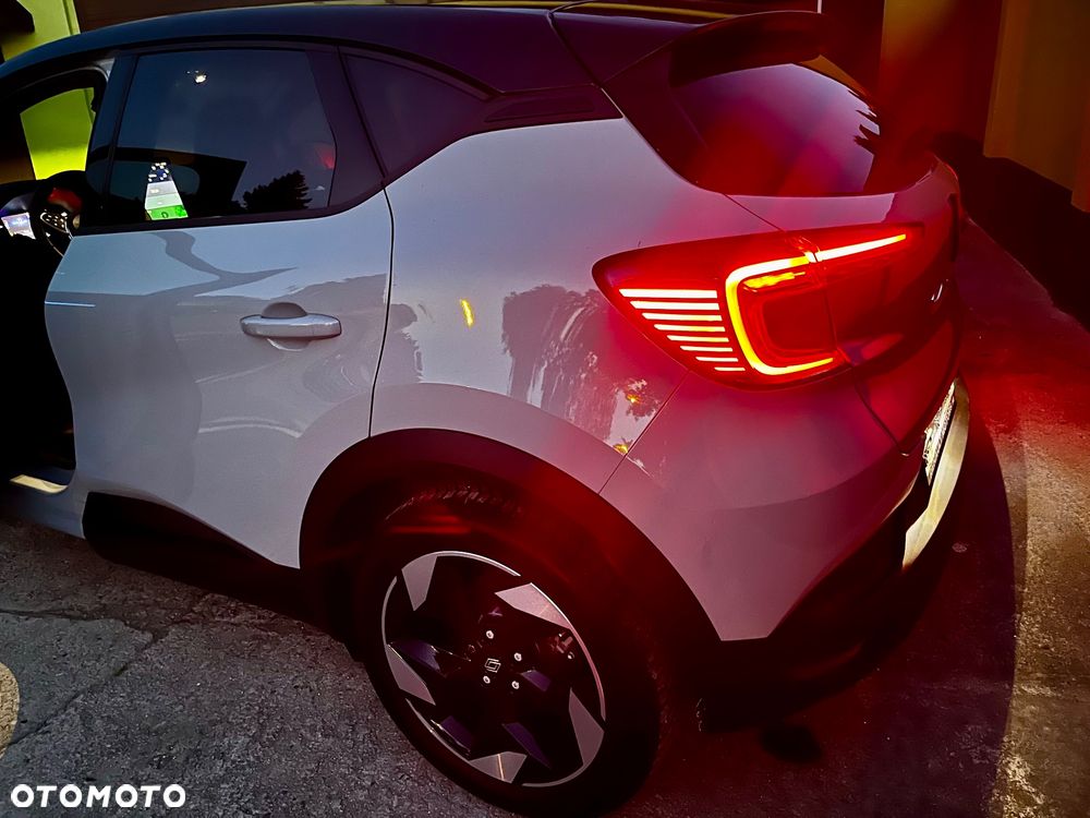 Renault Captur 1.8 E-TECH Full Hybrid 160 Techno - 28