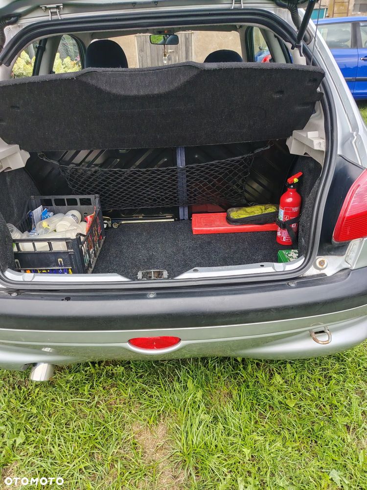 Peugeot 206 1.4 XR Presence - 2