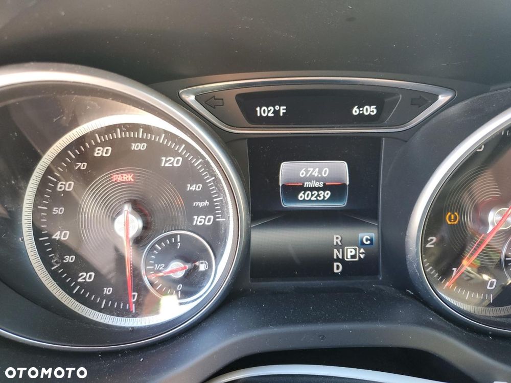 Mercedes-Benz CLA 250 4Matic 7G-DCT AMG Line - 9