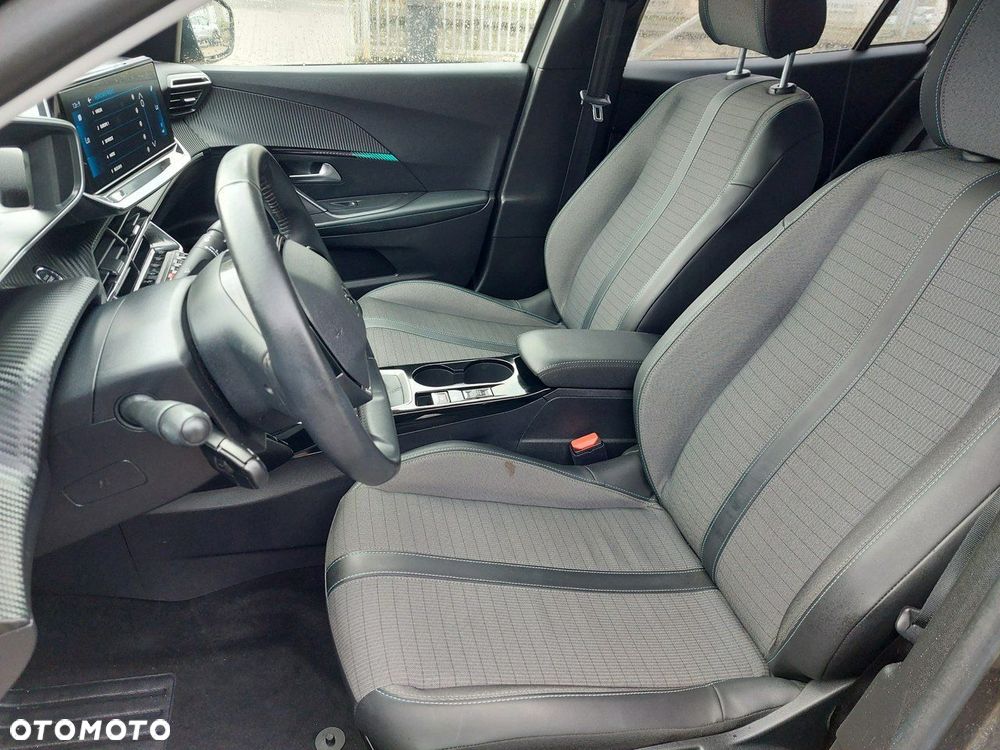 Peugeot 2008 - 25