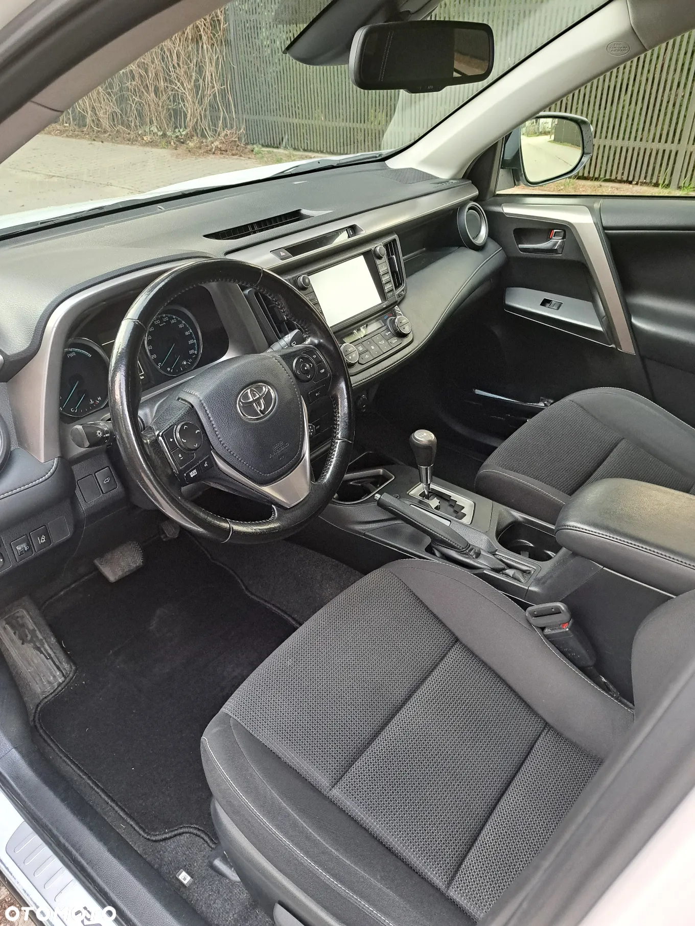 Toyota RAV4 Hybrid Premium 4x2 - 7
