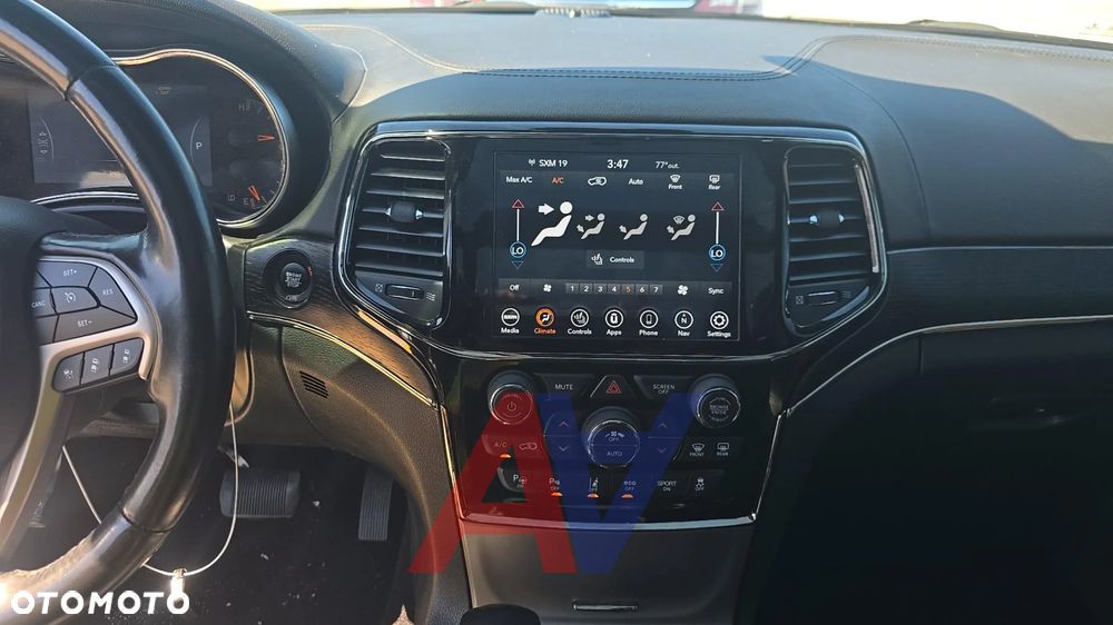 Jeep Grand Cherokee 5.7 V8 HEMI Overland - 11