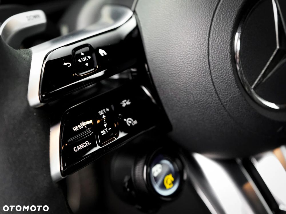 Mercedes-Benz Klasa E AMG 63 S 4Matic+ AMG Speedshift MCT-9G Final Edition - 19