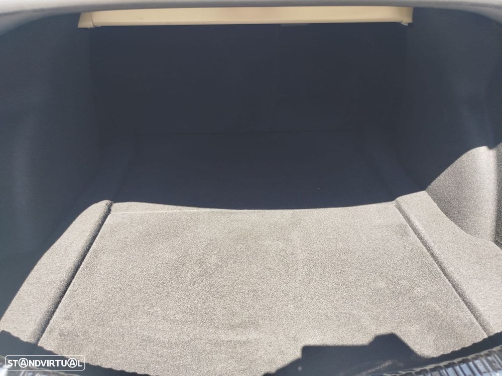 Tesla Model 3 Tração Traseira Premium - 19