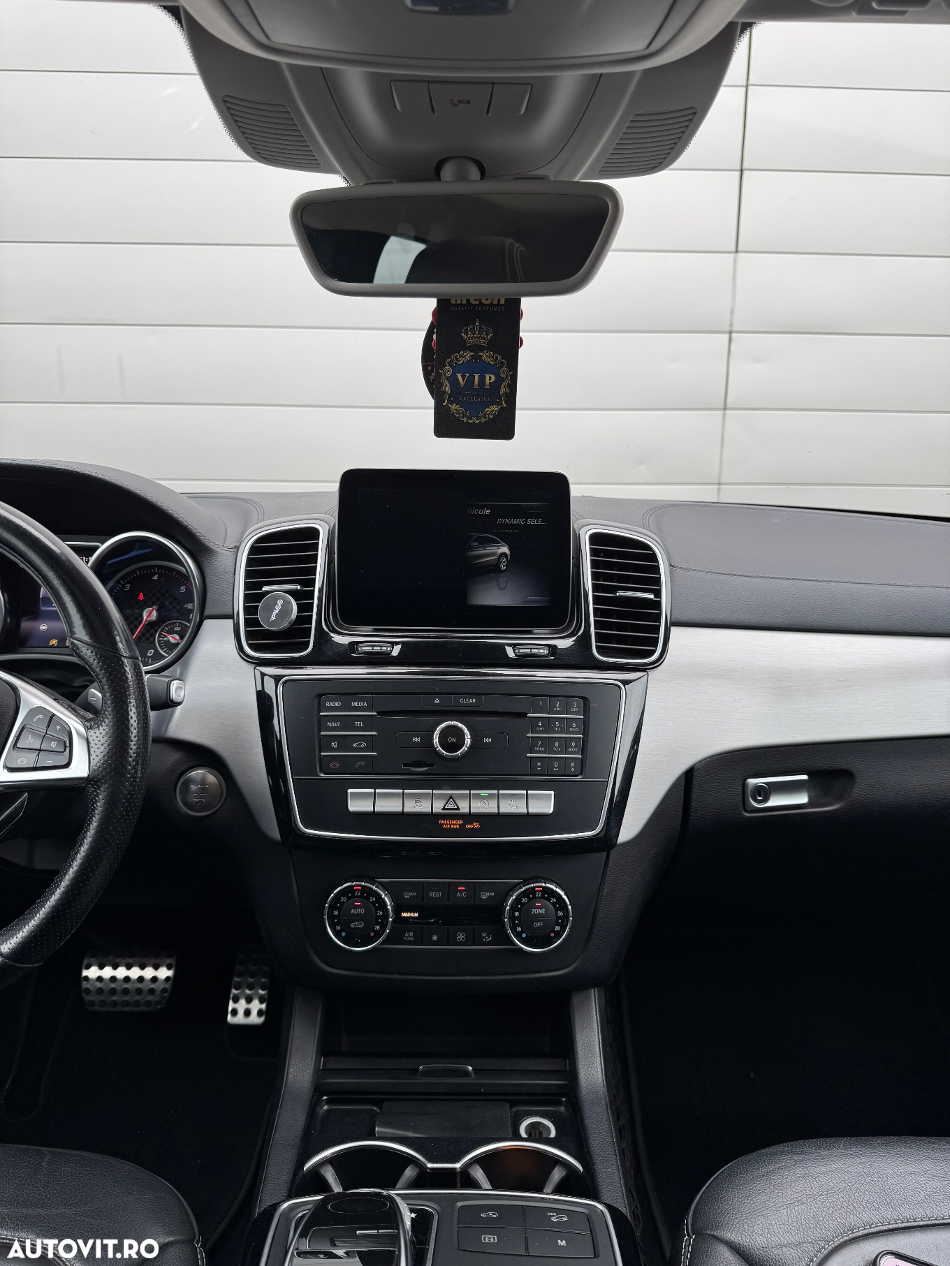 Mercedes-Benz GLE 350 d 4MATIC - 30