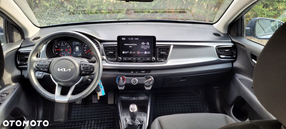 Kia Rio - 14