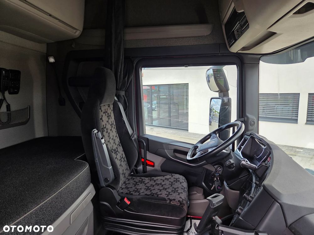 Scania R450/ 4 PODUSZKI TYŁ/ KLIMA POSTOJOWA/ ALUFELGI/ NAVI/ TACHOGRAF NOWA GENERACJA/ BAKI 1250L - 31
