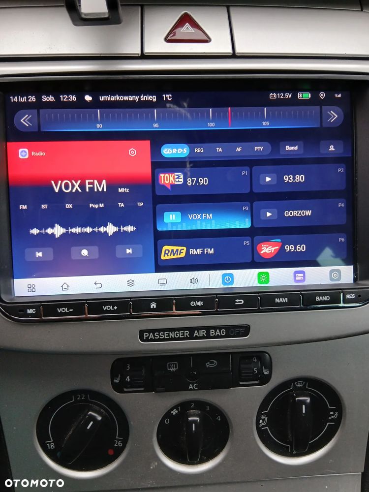 Volkswagen Passat 2.0 TDI Comfortline - 11