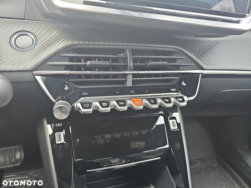 Peugeot 2008 - 15