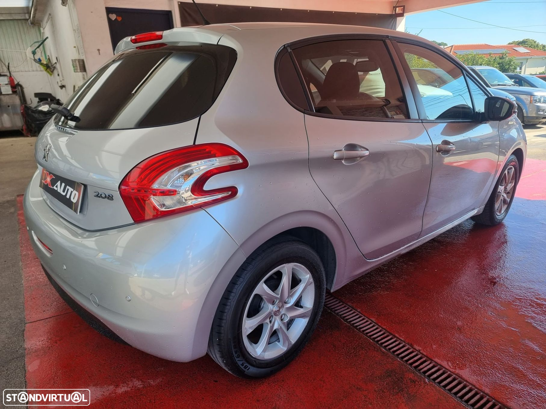 Peugeot 208 1.4 HDi Active - 4